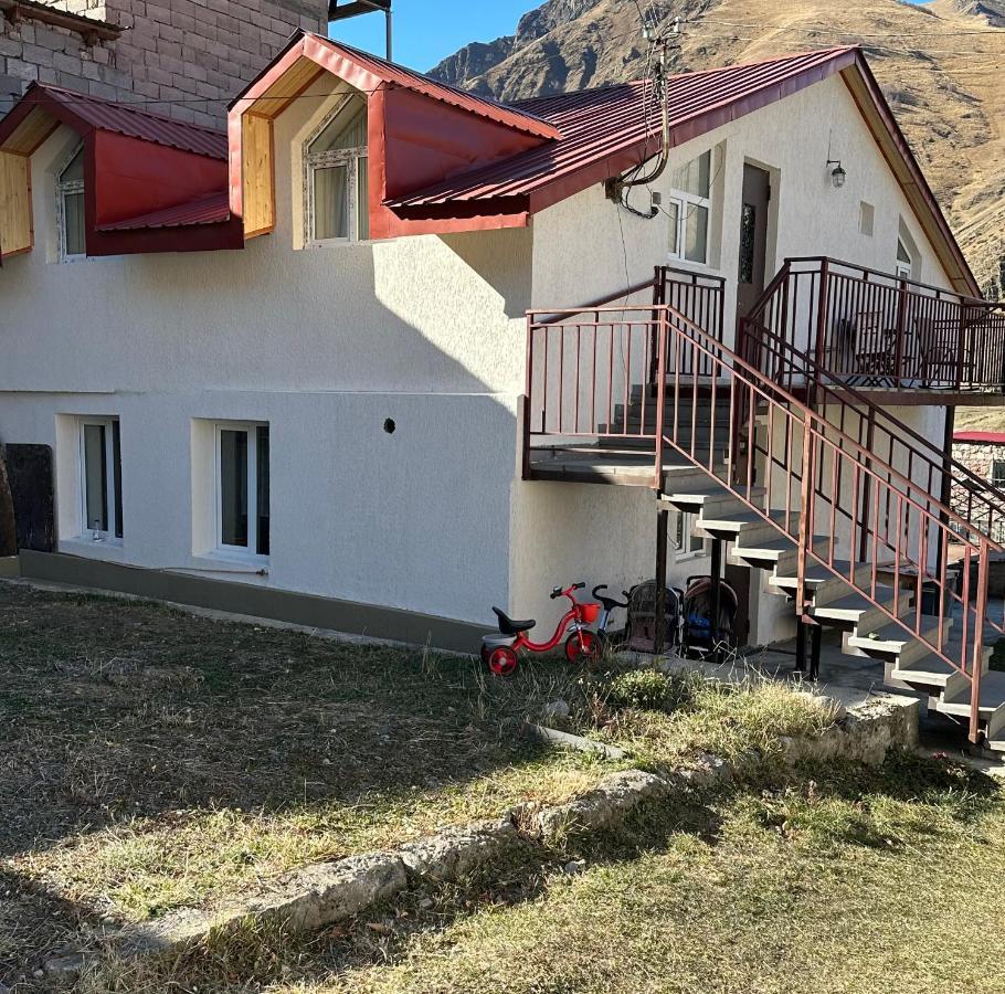 Guest House Chavchavadze N23 Kazbegi Exterior foto